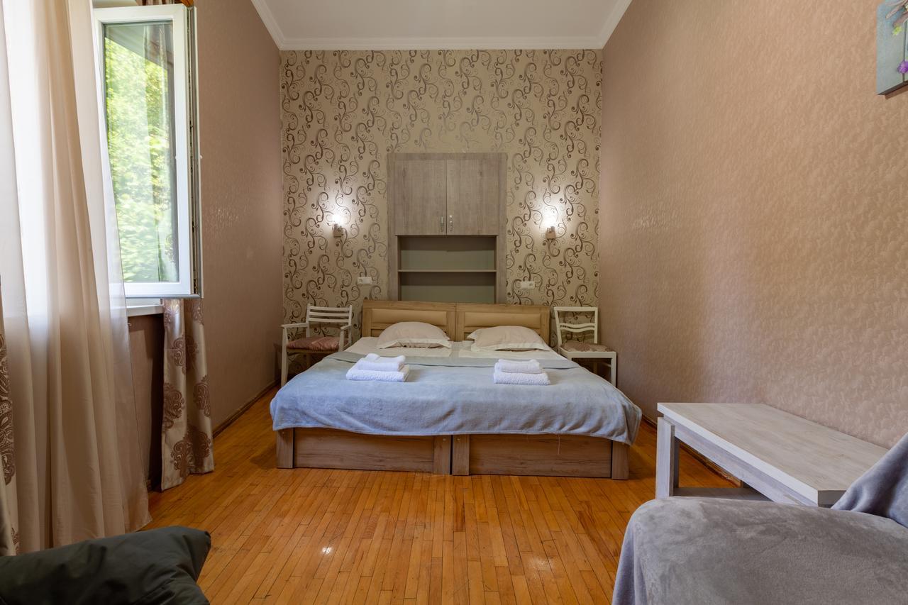 Guest House Keria ティビリシ エクステリア 写真